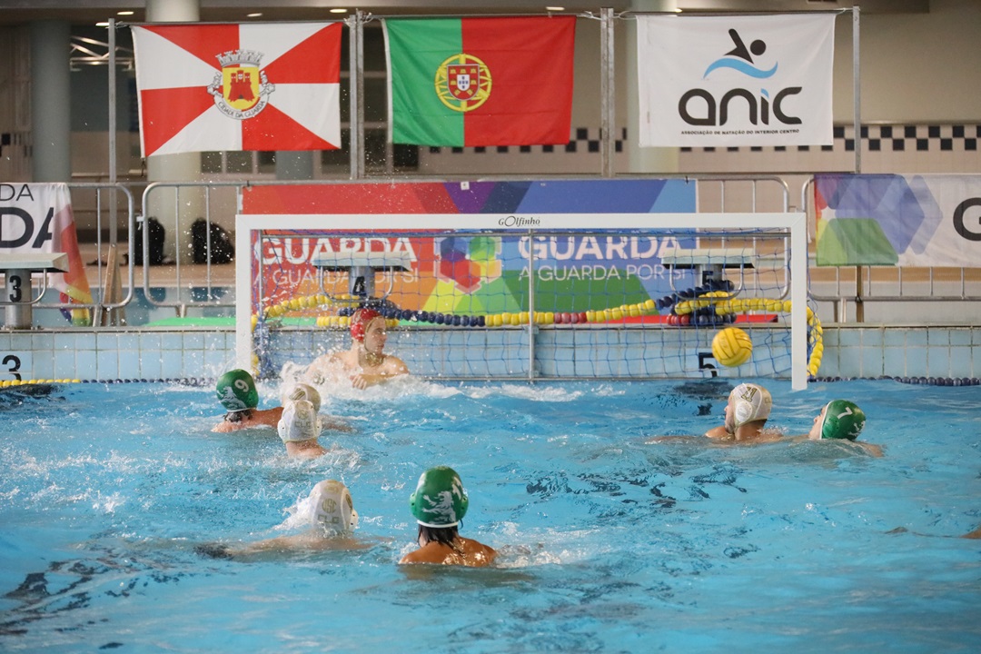 Fluvial Portuense e Vitória Sport Clube na final